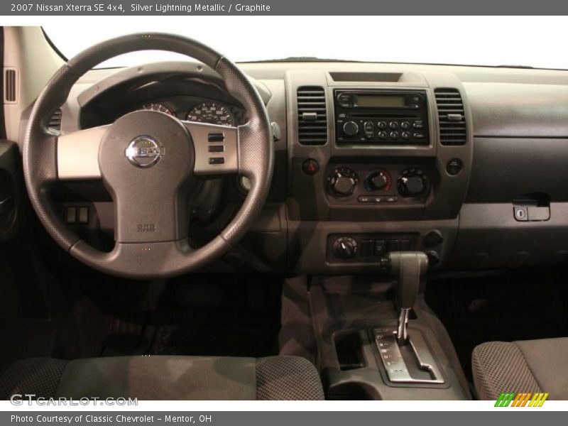 Silver Lightning Metallic / Graphite 2007 Nissan Xterra SE 4x4