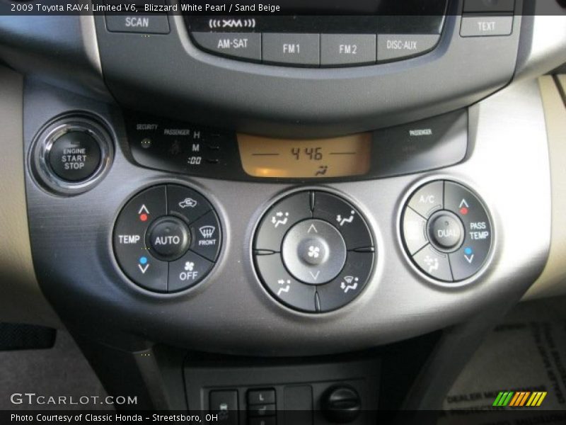 Controls of 2009 RAV4 Limited V6