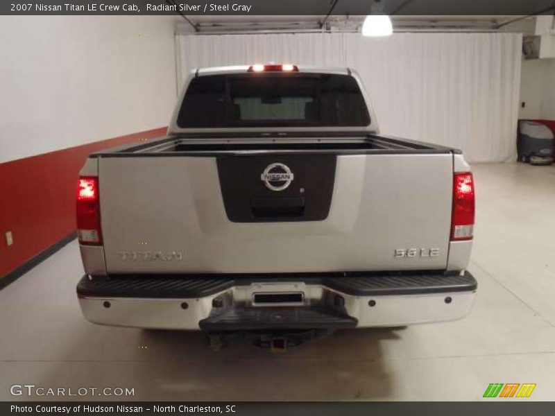 Radiant Silver / Steel Gray 2007 Nissan Titan LE Crew Cab