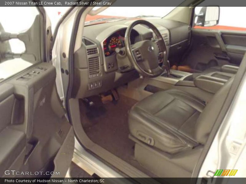  2007 Titan LE Crew Cab Steel Gray Interior