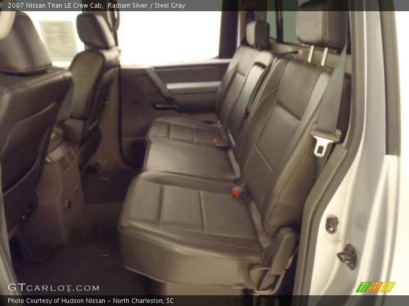  2007 Titan LE Crew Cab Steel Gray Interior
