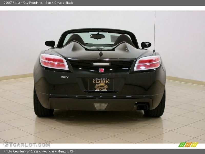 Black Onyx / Black 2007 Saturn Sky Roadster