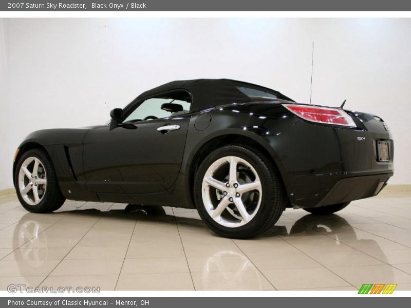Black Onyx / Black 2007 Saturn Sky Roadster