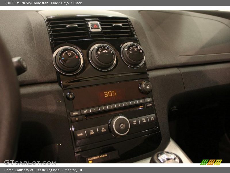 Black Onyx / Black 2007 Saturn Sky Roadster