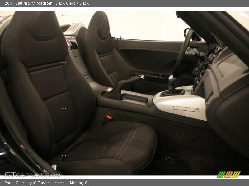 Black Onyx / Black 2007 Saturn Sky Roadster