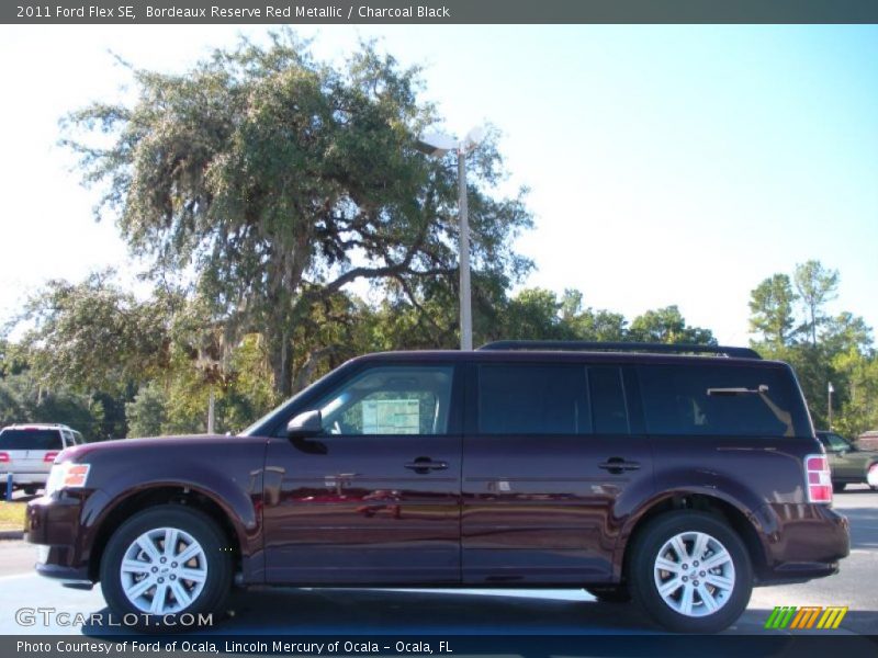 Bordeaux Reserve Red Metallic / Charcoal Black 2011 Ford Flex SE