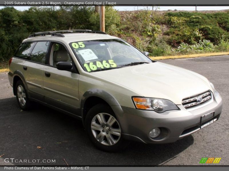 Champagne Gold Opal / Taupe 2005 Subaru Outback 2.5i Wagon