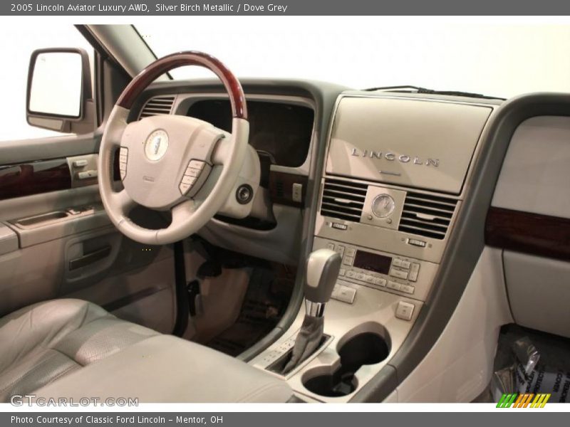  2005 Aviator Luxury AWD Dove Grey Interior