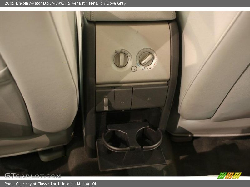 Controls of 2005 Aviator Luxury AWD