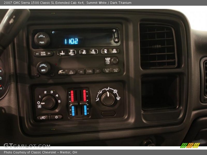 Summit White / Dark Titanium 2007 GMC Sierra 1500 Classic SL Extended Cab 4x4
