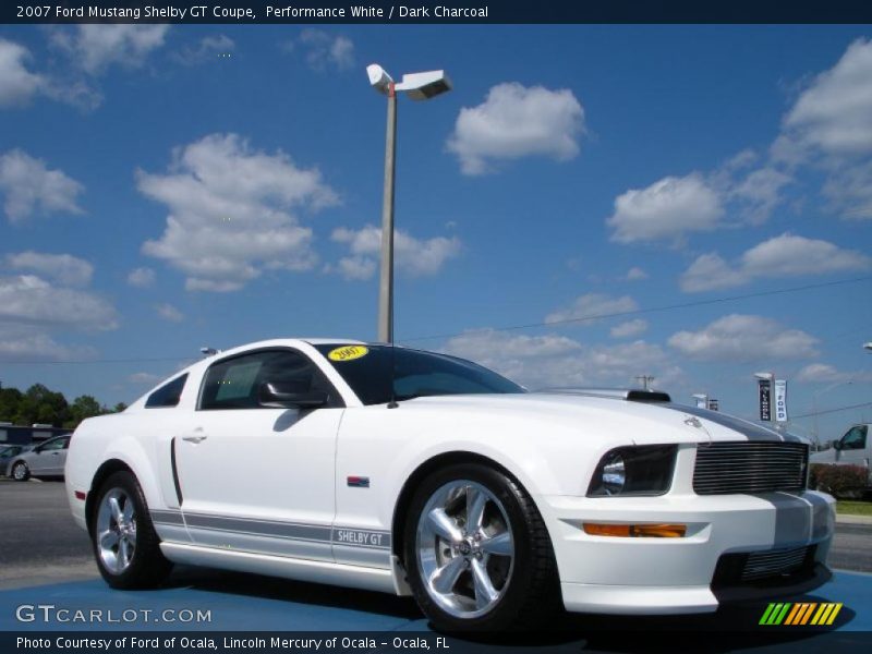 Performance White / Dark Charcoal 2007 Ford Mustang Shelby GT Coupe