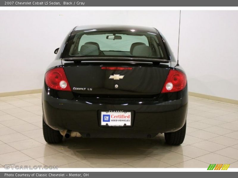 Black / Gray 2007 Chevrolet Cobalt LS Sedan