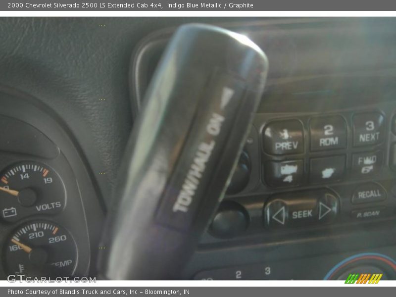 Indigo Blue Metallic / Graphite 2000 Chevrolet Silverado 2500 LS Extended Cab 4x4