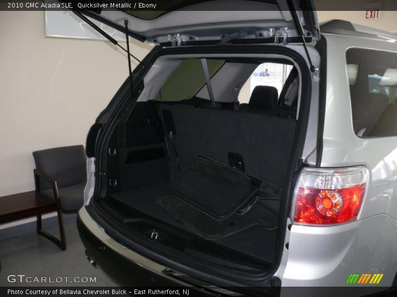 Quicksilver Metallic / Ebony 2010 GMC Acadia SLE