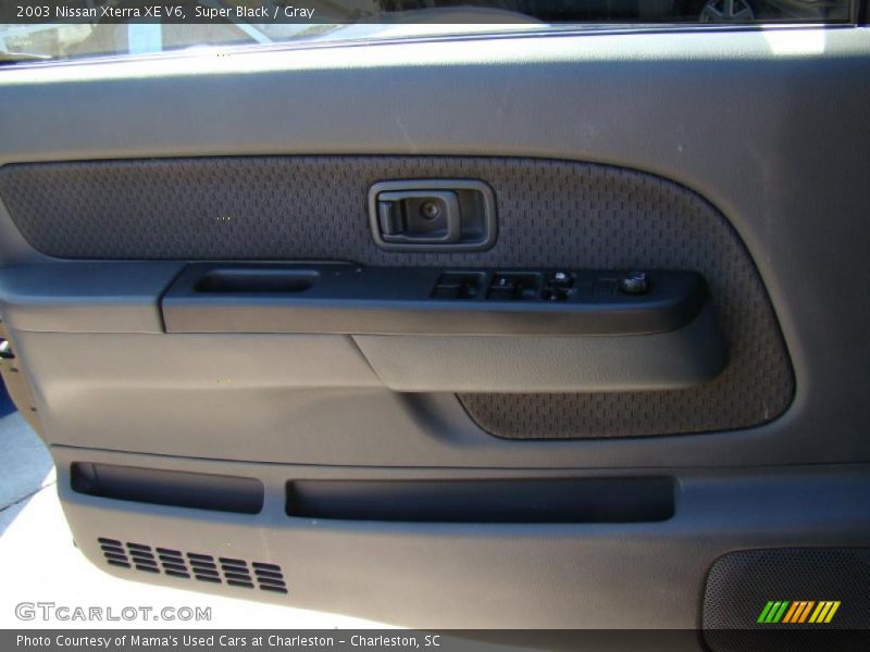 Super Black / Gray 2003 Nissan Xterra XE V6