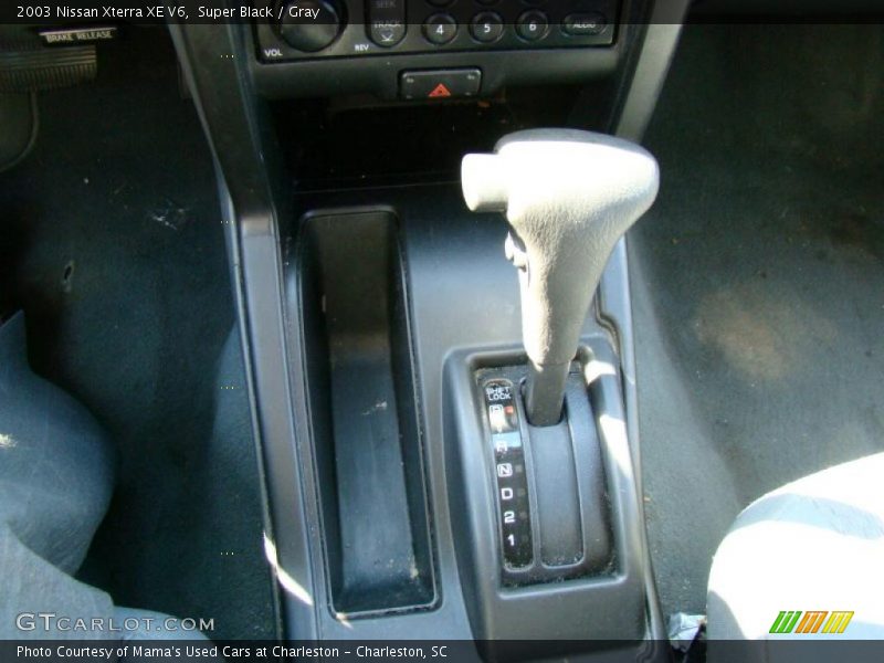 Super Black / Gray 2003 Nissan Xterra XE V6