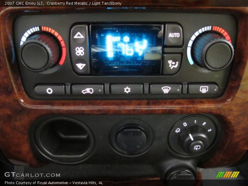 Controls of 2007 Envoy SLT