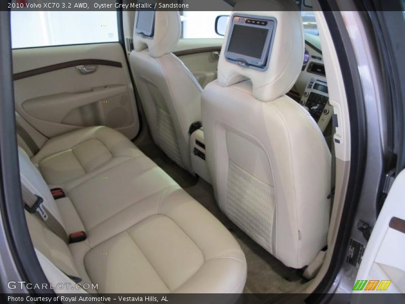  2010 XC70 3.2 AWD Sandstone Interior