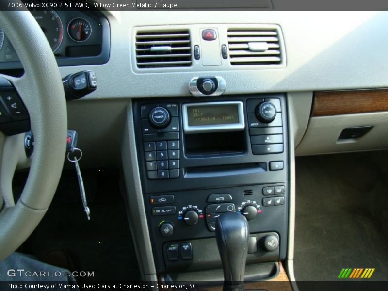 Willow Green Metallic / Taupe 2006 Volvo XC90 2.5T AWD