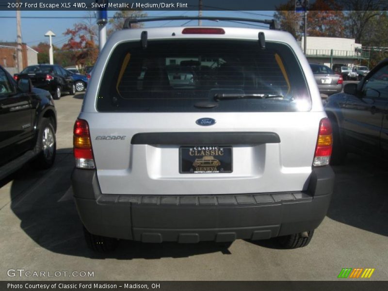 Silver Metallic / Medium/Dark Flint 2007 Ford Escape XLS 4WD