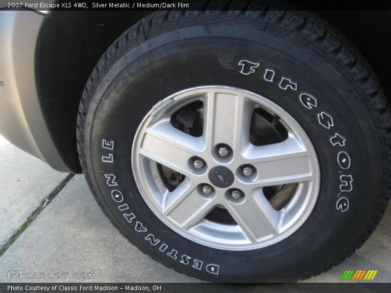  2007 Escape XLS 4WD Wheel