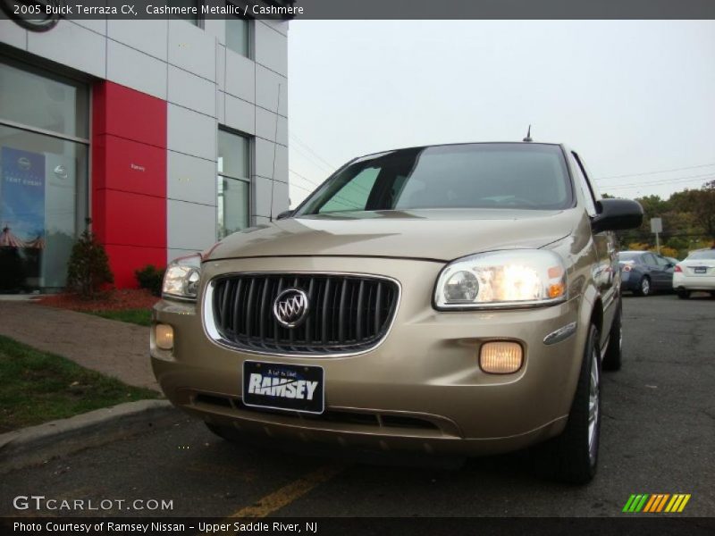Cashmere Metallic / Cashmere 2005 Buick Terraza CX