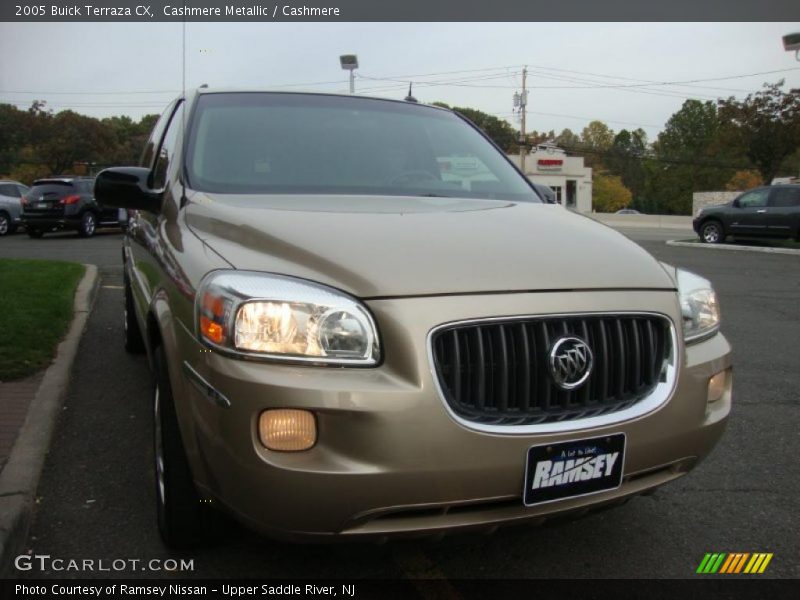 Cashmere Metallic / Cashmere 2005 Buick Terraza CX