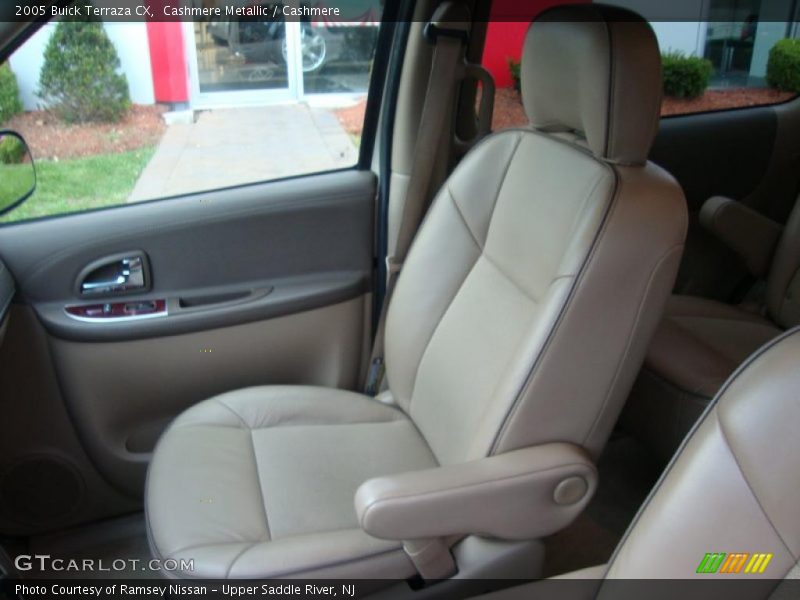  2005 Terraza CX Cashmere Interior