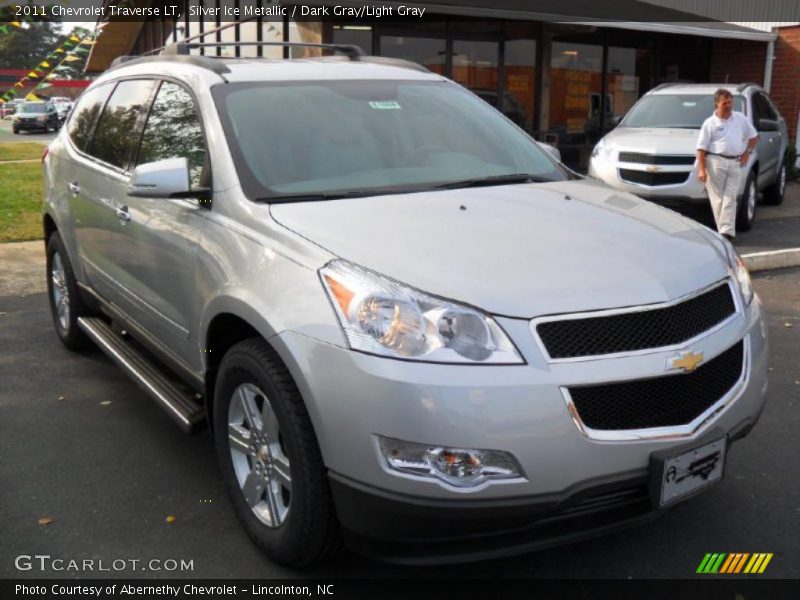Silver Ice Metallic / Dark Gray/Light Gray 2011 Chevrolet Traverse LT
