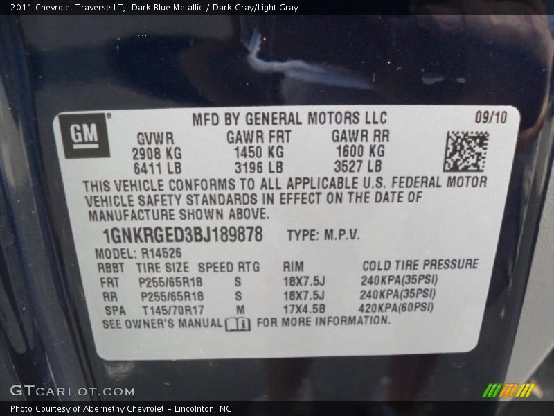 Dark Blue Metallic / Dark Gray/Light Gray 2011 Chevrolet Traverse LT