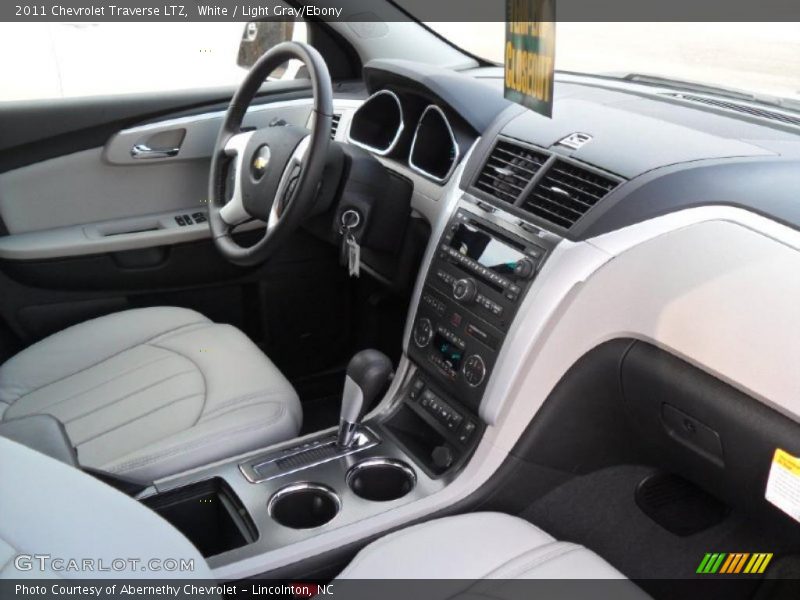 Dashboard of 2011 Traverse LTZ