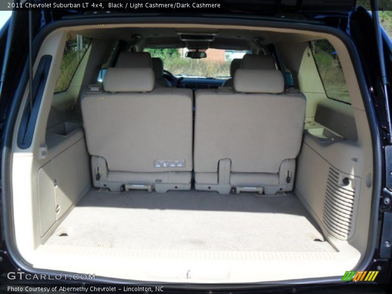  2011 Suburban LT 4x4 Trunk