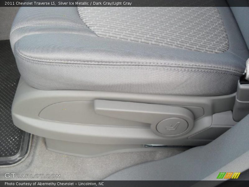 Silver Ice Metallic / Dark Gray/Light Gray 2011 Chevrolet Traverse LS