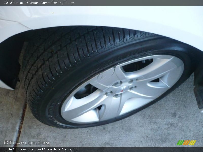 Summit White / Ebony 2010 Pontiac G6 Sedan