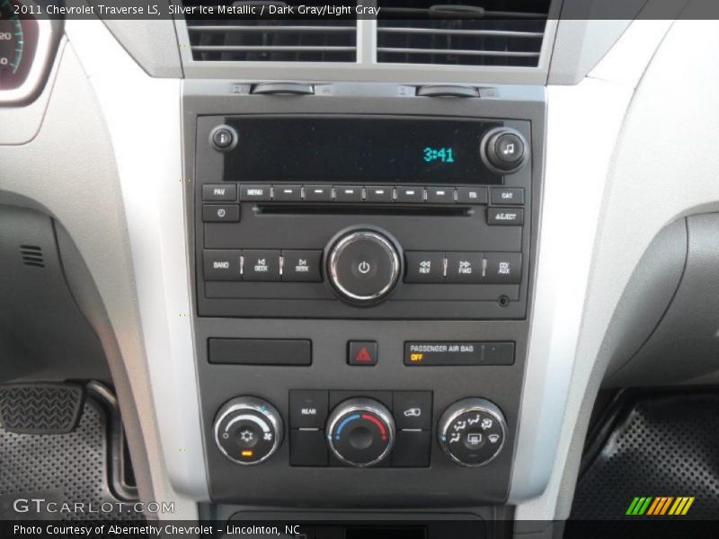 Controls of 2011 Traverse LS
