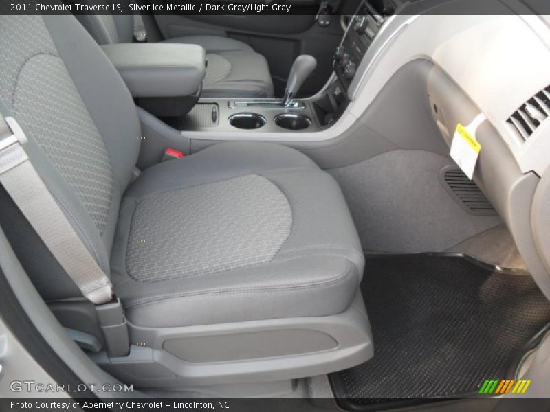Silver Ice Metallic / Dark Gray/Light Gray 2011 Chevrolet Traverse LS