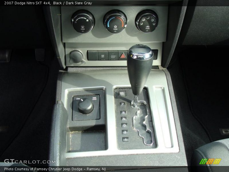 Black / Dark Slate Gray 2007 Dodge Nitro SXT 4x4