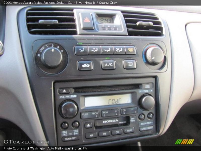 Controls of 2001 Accord Value Package Sedan