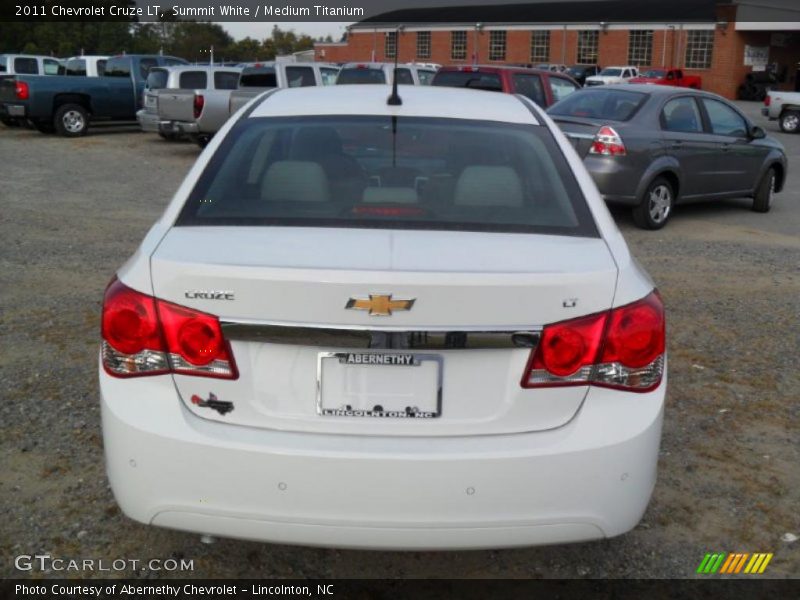 Summit White / Medium Titanium 2011 Chevrolet Cruze LT