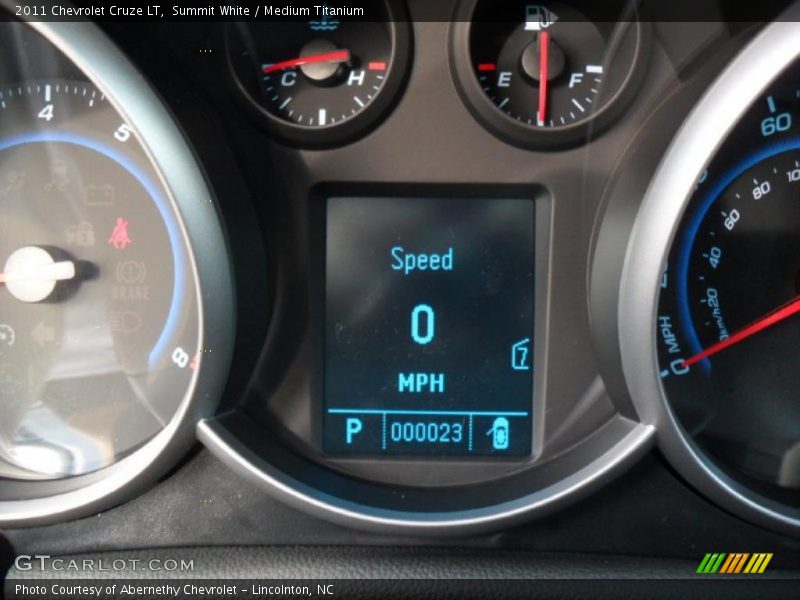Summit White / Medium Titanium 2011 Chevrolet Cruze LT