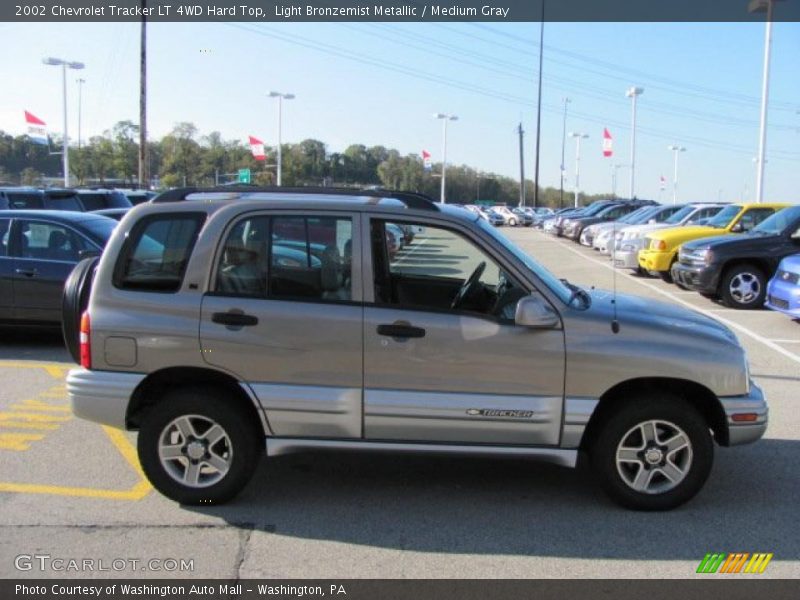 Light Bronzemist Metallic / Medium Gray 2002 Chevrolet Tracker LT 4WD Hard Top