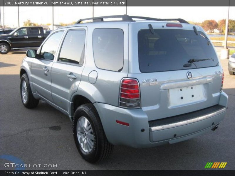 Satellite Silver Metallic / Black 2005 Mercury Mariner V6 Premier 4WD