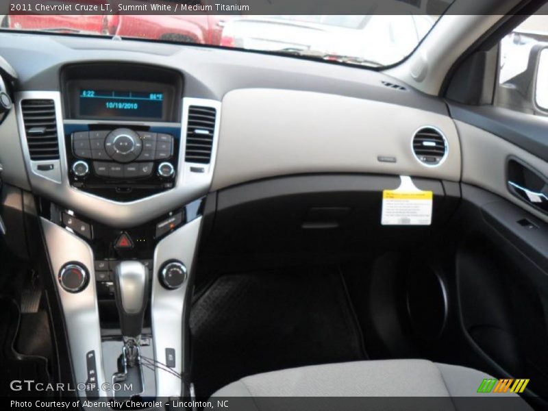 Summit White / Medium Titanium 2011 Chevrolet Cruze LT