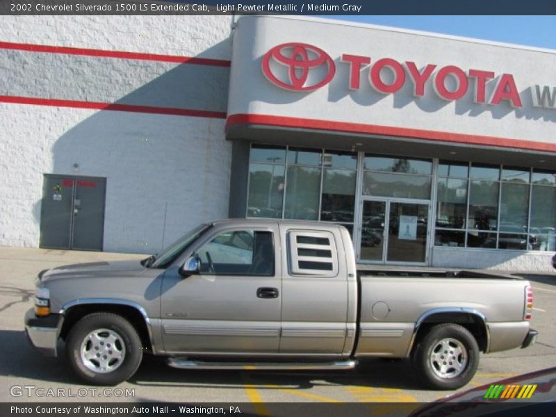 Light Pewter Metallic / Medium Gray 2002 Chevrolet Silverado 1500 LS Extended Cab