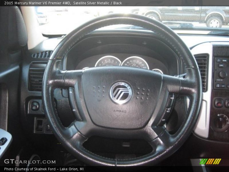  2005 Mariner V6 Premier 4WD Steering Wheel