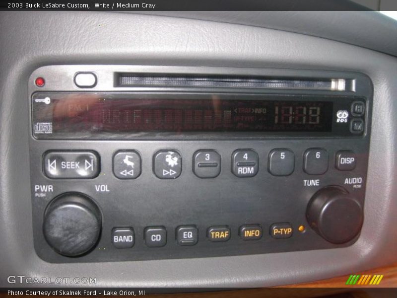 White / Medium Gray 2003 Buick LeSabre Custom
