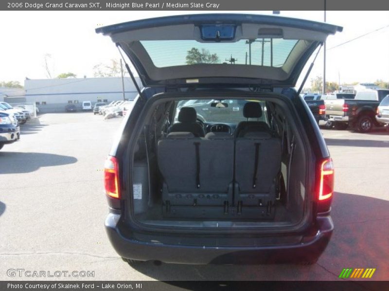 Midnight Blue Pearl / Medium Slate Gray 2006 Dodge Grand Caravan SXT