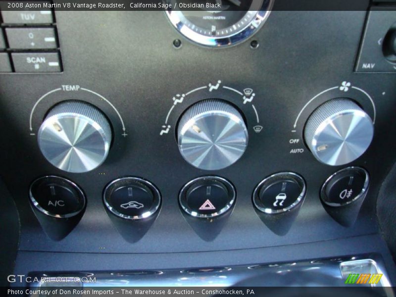 Controls of 2008 V8 Vantage Roadster