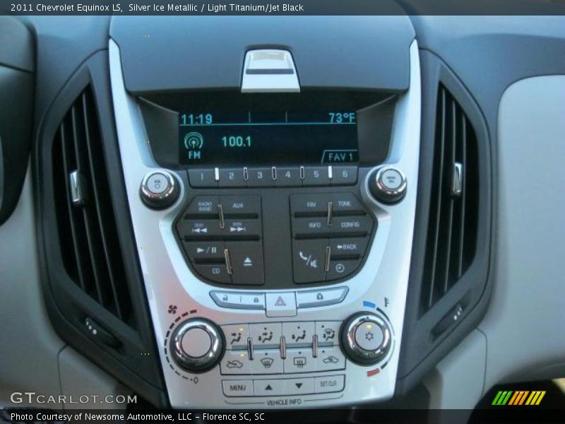 Controls of 2011 Equinox LS