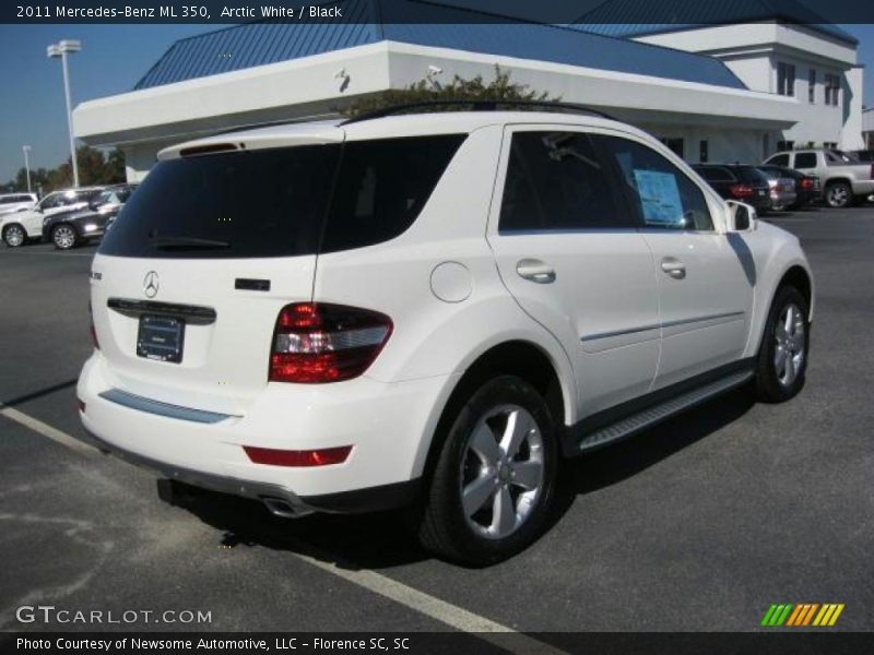 Arctic White / Black 2011 Mercedes-Benz ML 350